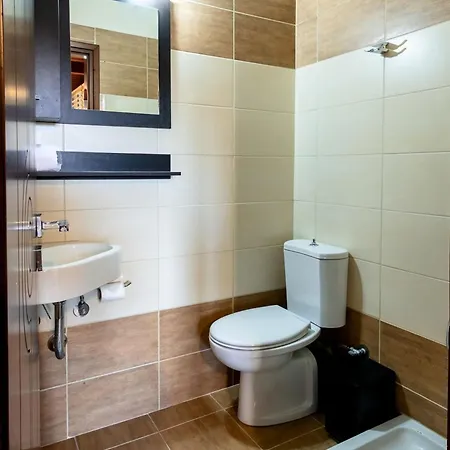 Alpha Delight 3 Bedroom 하니아