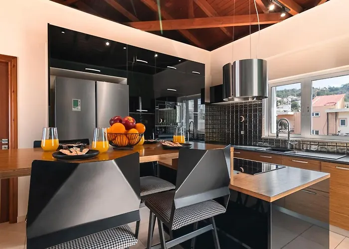 Alpha Delight 3 Bedroom 하니아