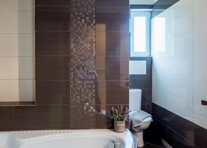 Alpha Delight 3 Bedroom 아파트 하니아