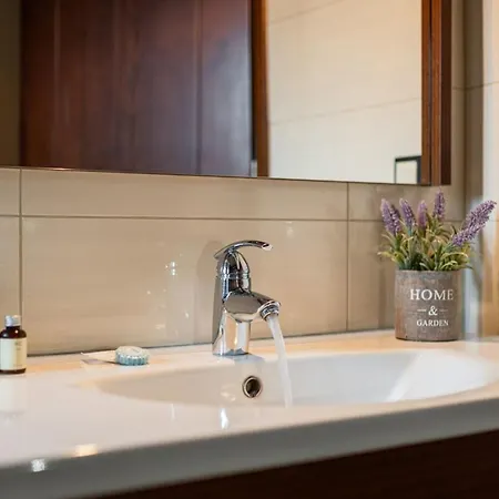 Alpha Delight 3 Bedroom Διαμέρισμα Χανιά