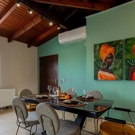 Διαμέρισμα Alpha Delight 3 Bedroom *