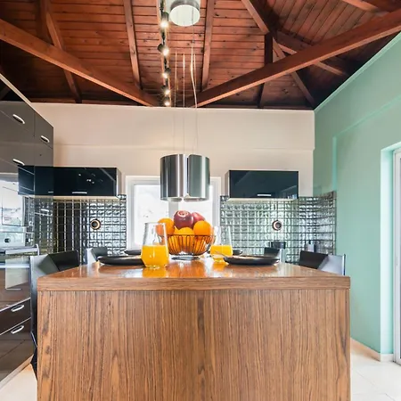Alpha Delight 3 Bedroom La Canea