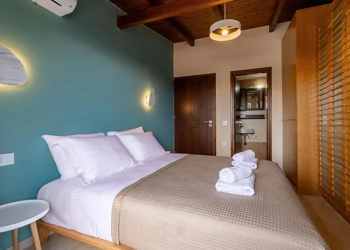 Alpha Delight 3 Bedroom Apartament *